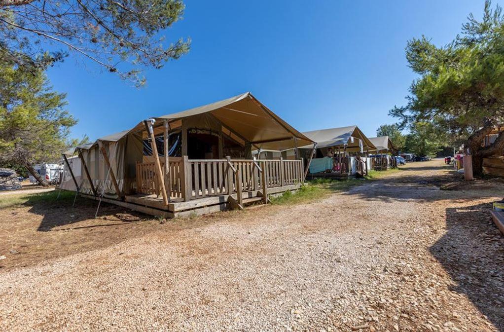 צרבאר - פורת Easyatent Safari Tent Lanterna חדר תמונה
